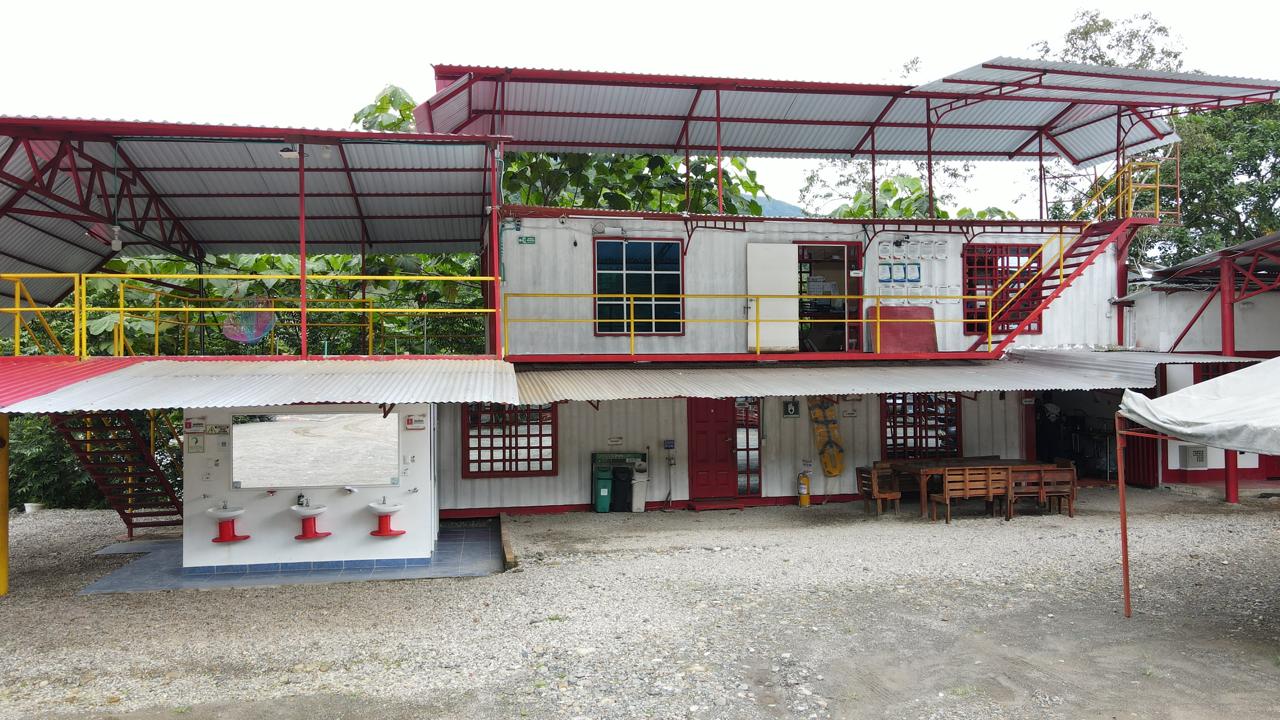 Oficinas y Campamento Operativo Acompa